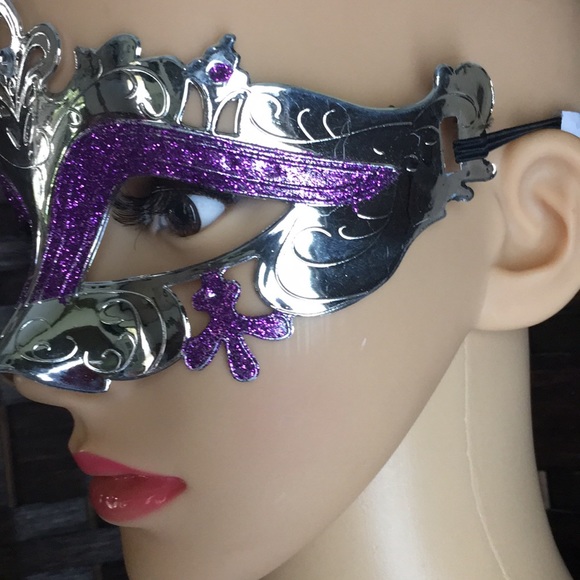 Silver with purple glitter face mask opera? Mardi-Gras? - Picture 2 of 4